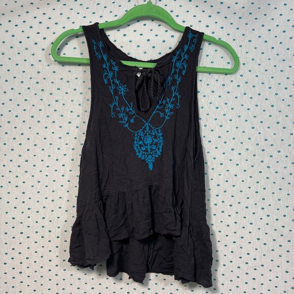 FOREVER 21 Gray & Blue Embroidered Sleeveless Blouse - Picture 1 of 3